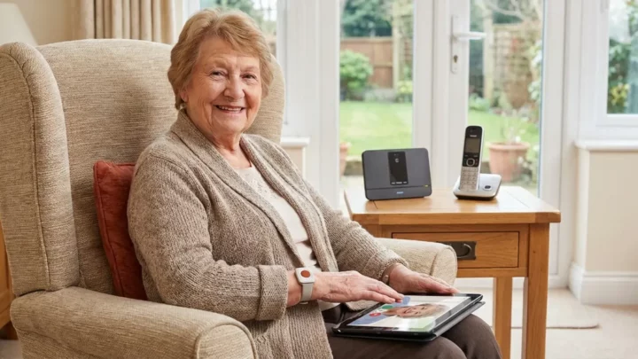 Prise en charge de la téléassistance par votre mutuelle : solutions et remboursements